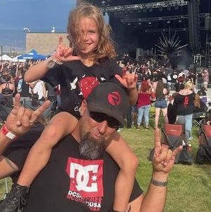 Meet your Posher, Troy